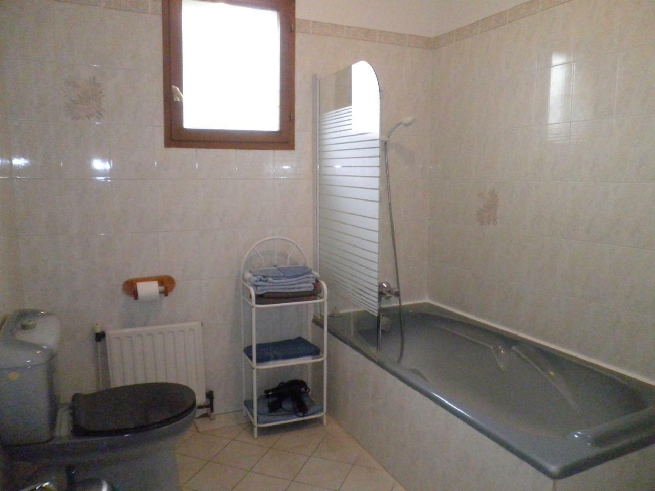 Chambres D'Hotes Les Nefliers 엉부와스 외부 사진